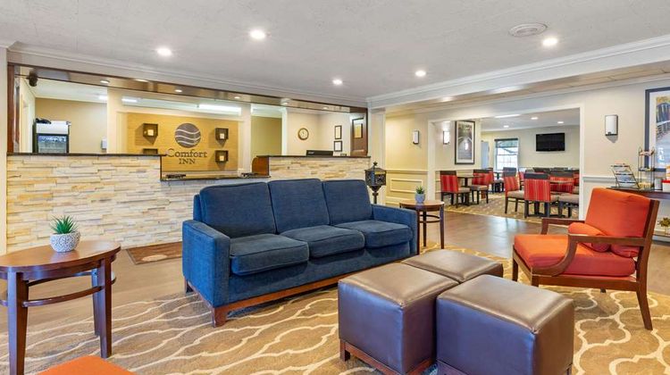 Comfort Inn Lobby
