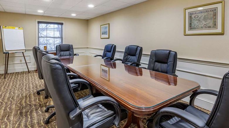 <b>Comfort Inn Auburn-Worcester Meeting</b>. Images powered by <a href="https://iceportal.shijigroup.com/" title="IcePortal" target="_blank">IcePortal</a>.