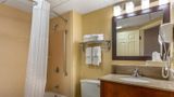 <b>Comfort Inn Room</b>. Images powered by <a href="https://iceportal.shijigroup.com/" title="IcePortal" target="_blank">IcePortal</a>.