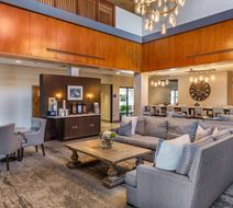 Comfort Inn & Suites Logan Intl Apt Lobby