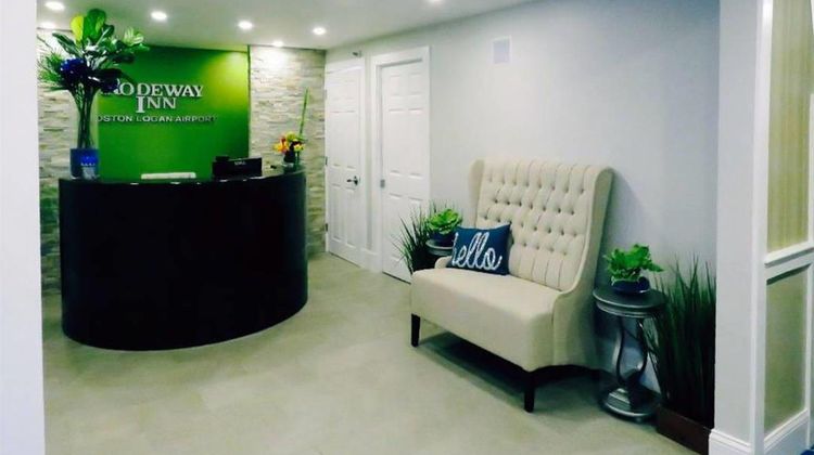 Rodeway Inn Lobby