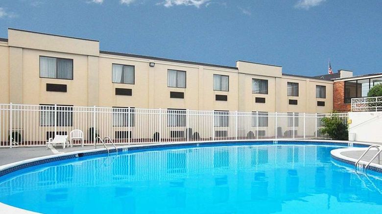 <b>Quality Inn Seekonk-Providence Pool</b>. Images powered by <a href="https://iceportal.shijigroup.com/" title="IcePortal" target="_blank">IcePortal</a>.