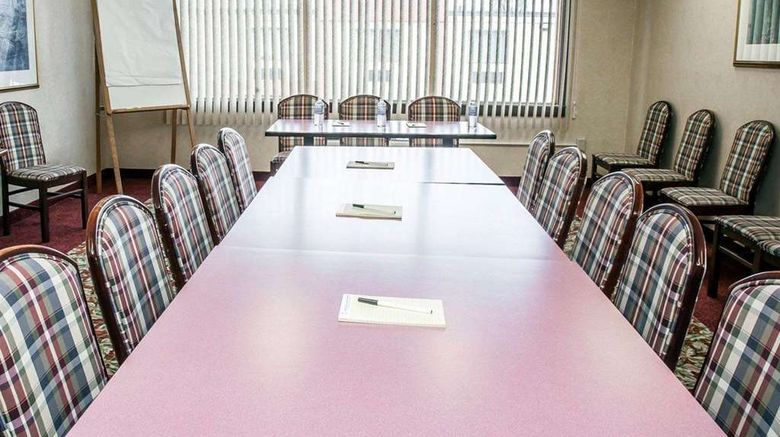 <b>Quality Inn Seekonk-Providence Meeting</b>. Images powered by <a href="https://iceportal.shijigroup.com/" title="IcePortal" target="_blank">IcePortal</a>.