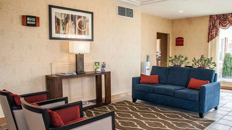 Quality Inn Seekonk-Providence Lobby