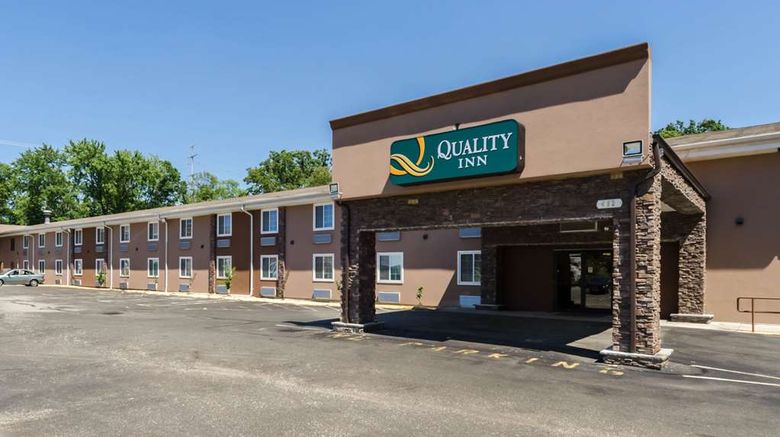 <b>Quality Inn Chicopee-Springfield Exterior</b>. Images powered by <a href="https://iceportal.shijigroup.com/" title="IcePortal" target="_blank">IcePortal</a>.