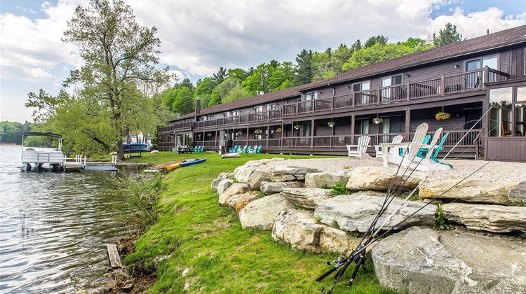 Black Swan Inn, an Ascend Collection Htl Exterior