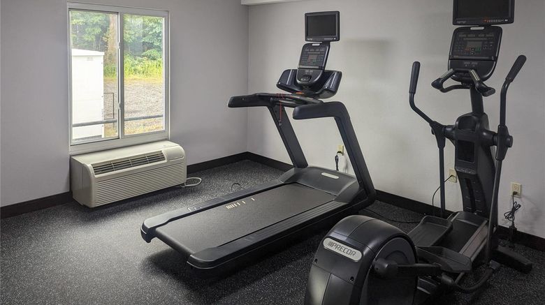 <b>Quality Inn & Suites Health</b>. Images powered by <a href="https://iceportal.shijigroup.com/" title="IcePortal" target="_blank">IcePortal</a>.