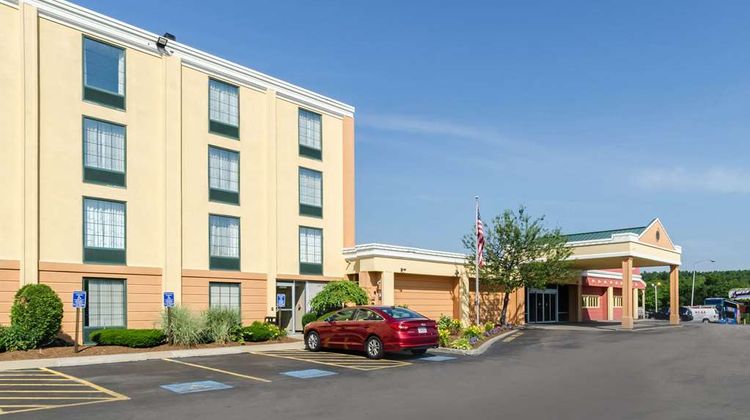 Comfort Inn Randolph Exterior