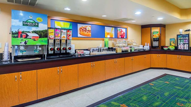 Quality Inn Boston North Restaurant