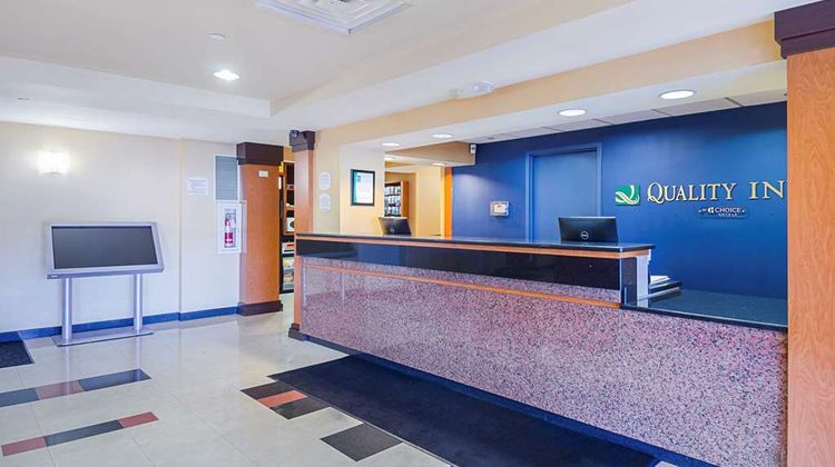 Quality Inn Boston North Lobby
