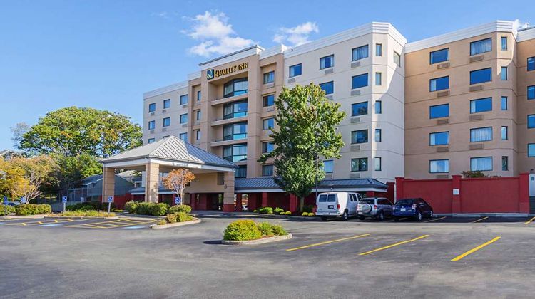 Quality Inn Boston North Exterior