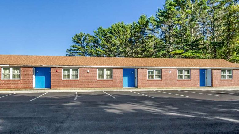 <b>Rodeway Inn Exterior</b>. Images powered by <a href="https://iceportal.shijigroup.com/" title="IcePortal" target="_blank">IcePortal</a>.