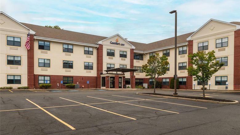 <b>Comfort Inn Danvers Exterior</b>. Images powered by <a href="https://iceportal.shijigroup.com/" title="IcePortal" target="_blank">IcePortal</a>.