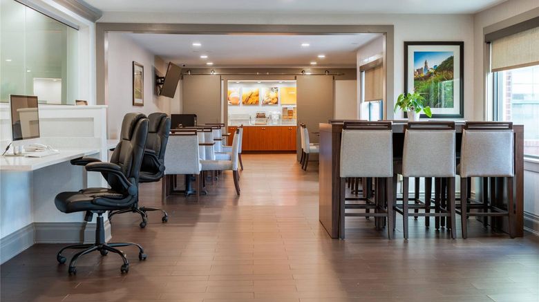 <b>Comfort Inn Danvers Restaurant</b>. Images powered by <a href="https://iceportal.shijigroup.com/" title="IcePortal" target="_blank">IcePortal</a>.