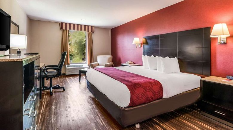 <b>Econo Lodge Pocomoke City Room</b>. Images powered by <a href="https://iceportal.shijigroup.com/" title="IcePortal" target="_blank">IcePortal</a>.