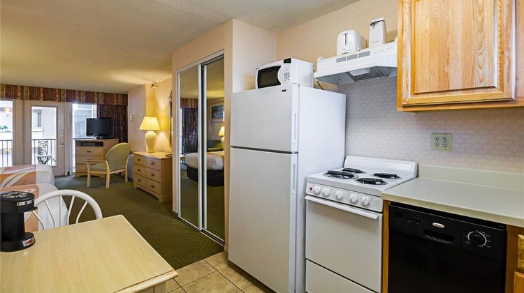 Quality Inn Oceanfront Room