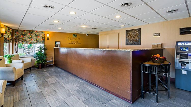 Quality Inn Oceanfront Lobby