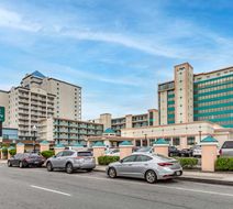 Quality Inn Boardwalk Hotel Exterior