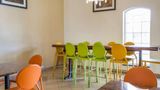 Quality Suites Waldorf Restaurant