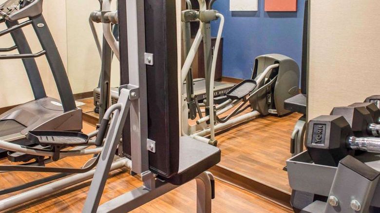 <b>Quality Suites Waldorf Health</b>. Images powered by <a href="https://iceportal.shijigroup.com/" title="IcePortal" target="_blank">IcePortal</a>.