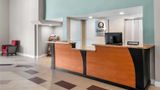 Quality Suites Waldorf Lobby