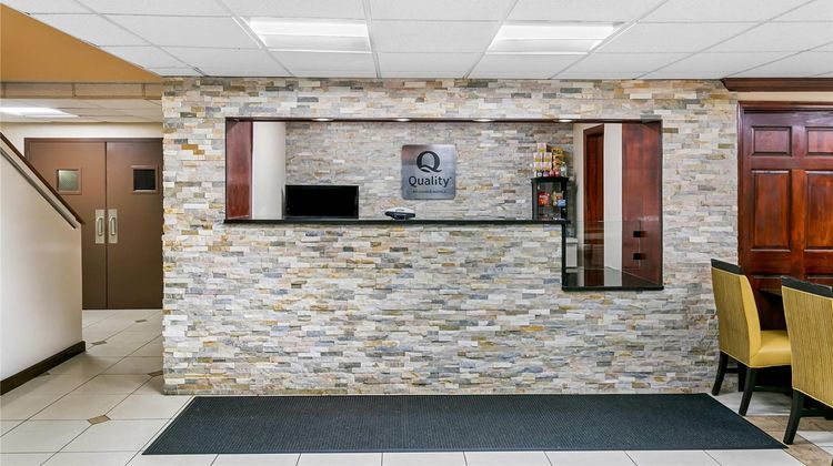 Quality Inn near Ft Meade Lobby