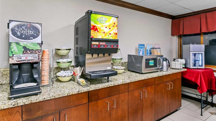Quality Inn near Ft Meade Restaurant