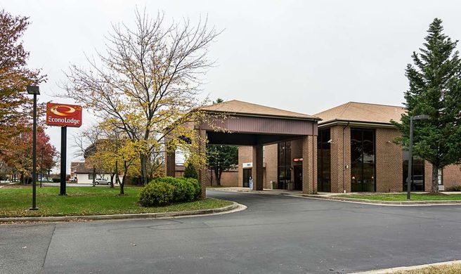 Econo Lodge Andrews AFB Exterior