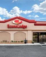 Econo Lodge In Town
