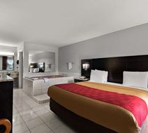 Econo Lodge Room