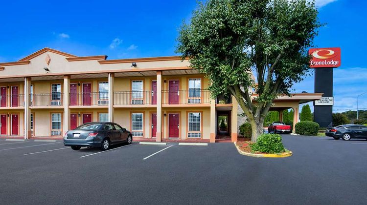 Econo Lodge Exterior