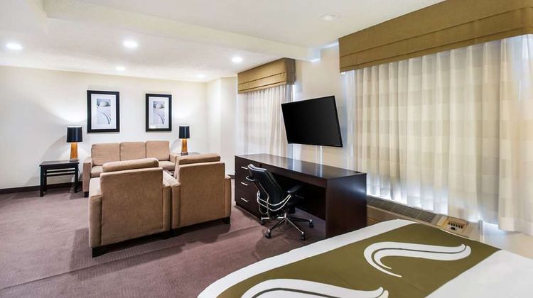 Quality Inn Grasonville Suite