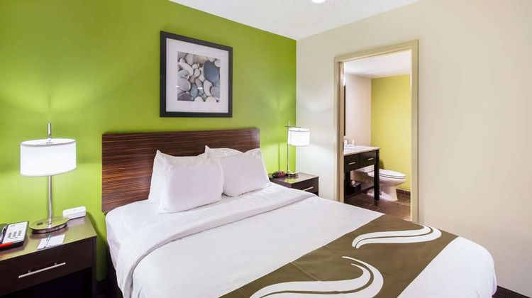 Quality Inn Grasonville Suite