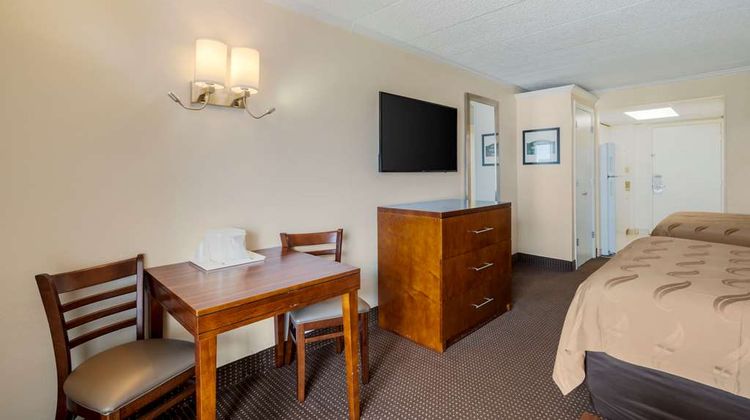 Quality Inn and Suites Ocean City Fenwick Room