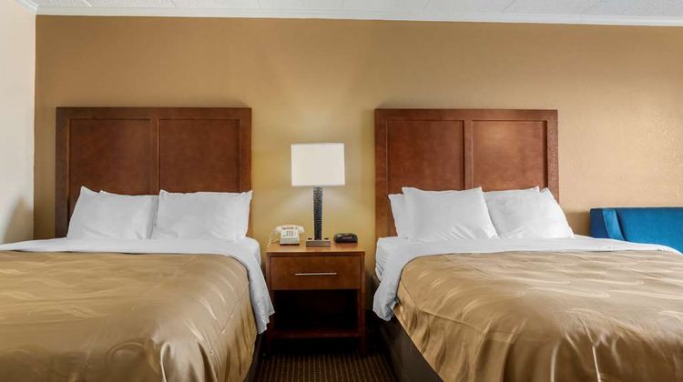 Quality Inn and Suites Ocean City Fenwick Room