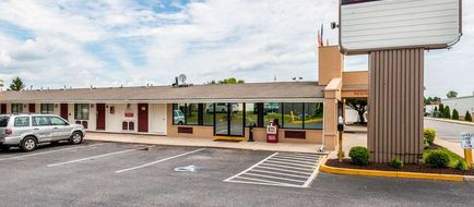 Econo Lodge Frederick I-70 Exterior