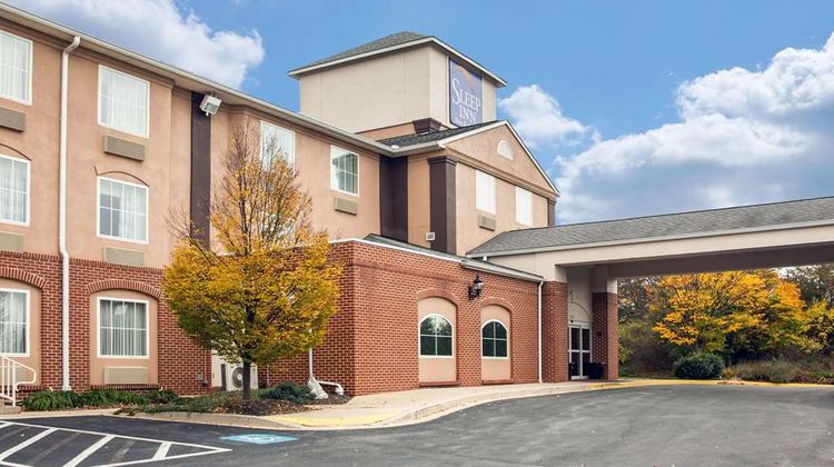 Sleep Inn and Suites Emmitsburg Exterior