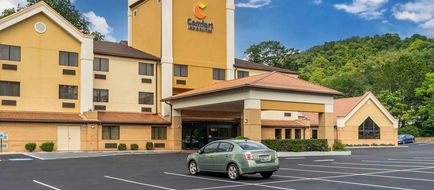 Comfort Inn & Suites Exterior