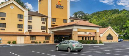 Comfort Inn & Suites Exterior