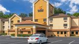 <b>Comfort Inn & Suites Lavale - Cumberland Exterior</b>. Images powered by <a href="https://iceportal.shijigroup.com/" title="IcePortal" target="_blank">IcePortal</a>.