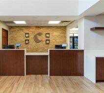 Comfort Inn & Suites Lobby