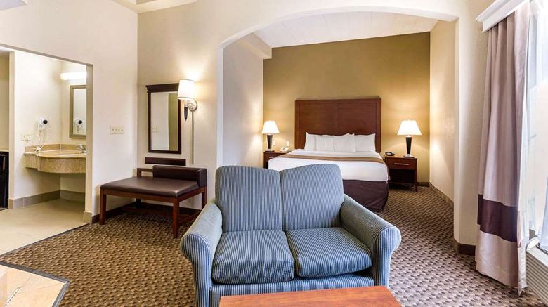 <b>City Express By Marriott Elkridge Room</b>. Images powered by <a href="https://iceportal.shijigroup.com/" title="IcePortal" target="_blank">IcePortal</a>.