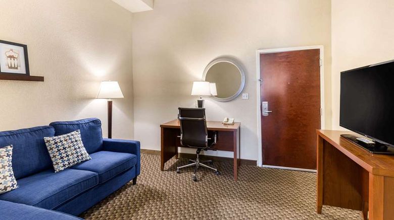 <b>City Express By Marriott Elkridge Room</b>. Images powered by <a href="https://iceportal.shijigroup.com/" title="IcePortal" target="_blank">IcePortal</a>.