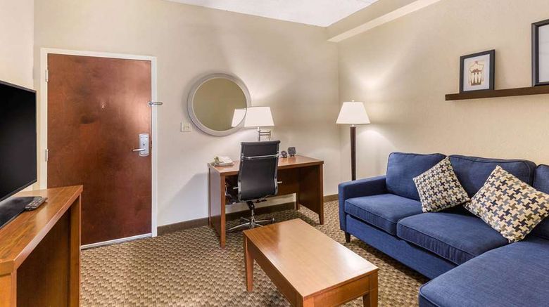 <b>City Express By Marriott Elkridge Room</b>. Images powered by <a href="https://iceportal.shijigroup.com/" title="IcePortal" target="_blank">IcePortal</a>.
