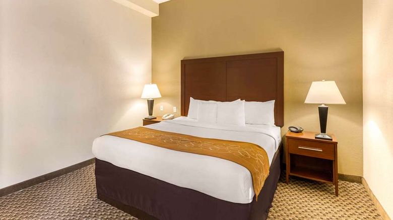 <b>City Express By Marriott Elkridge Room</b>. Images powered by <a href="https://iceportal.shijigroup.com/" title="IcePortal" target="_blank">IcePortal</a>.