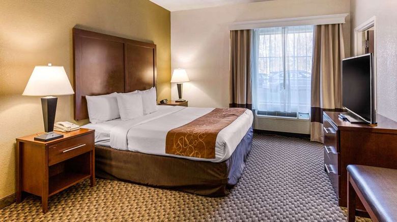 <b>City Express By Marriott Elkridge Suite</b>. Images powered by <a href="https://iceportal.shijigroup.com/" title="IcePortal" target="_blank">IcePortal</a>.