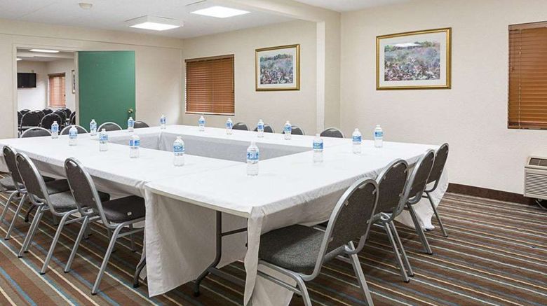 <b>Comfort Inn Meeting</b>. Images powered by <a href="https://iceportal.shijigroup.com/" title="IcePortal" target="_blank">IcePortal</a>.