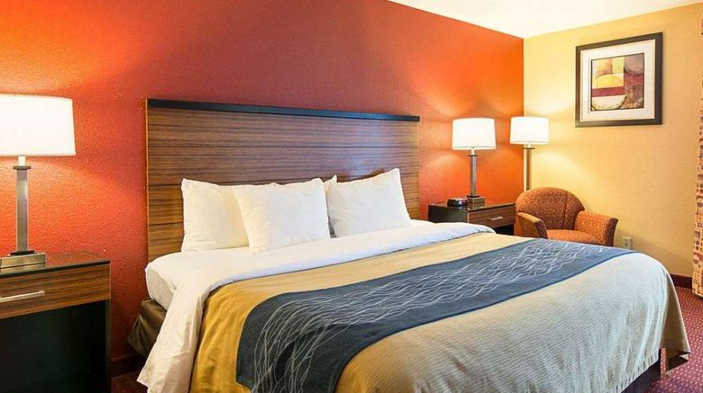<b>Comfort Inn Room</b>. Images powered by <a href="https://iceportal.shijigroup.com/" title="IcePortal" target="_blank">IcePortal</a>.
