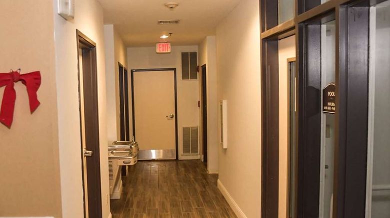 <b>Sleep Inn & Suites of Laurel Lobby</b>. Images powered by <a href="https://iceportal.shijigroup.com/" title="IcePortal" target="_blank">IcePortal</a>.