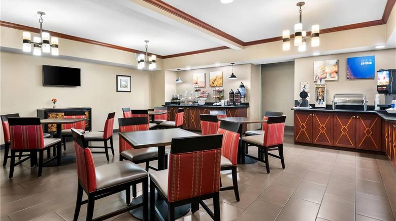 <b>Comfort Inn and Suites North East Restaurant</b>. Images powered by <a href="https://iceportal.shijigroup.com/" title="IcePortal" target="_blank">IcePortal</a>.